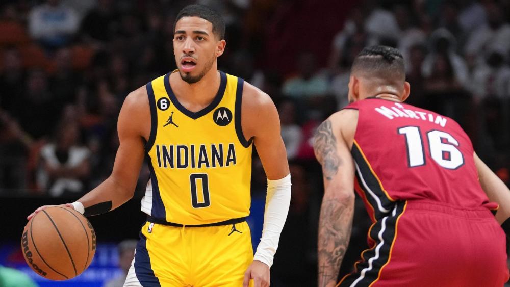  哈利伯顿助攻创新高步行者大胜公牛止连败